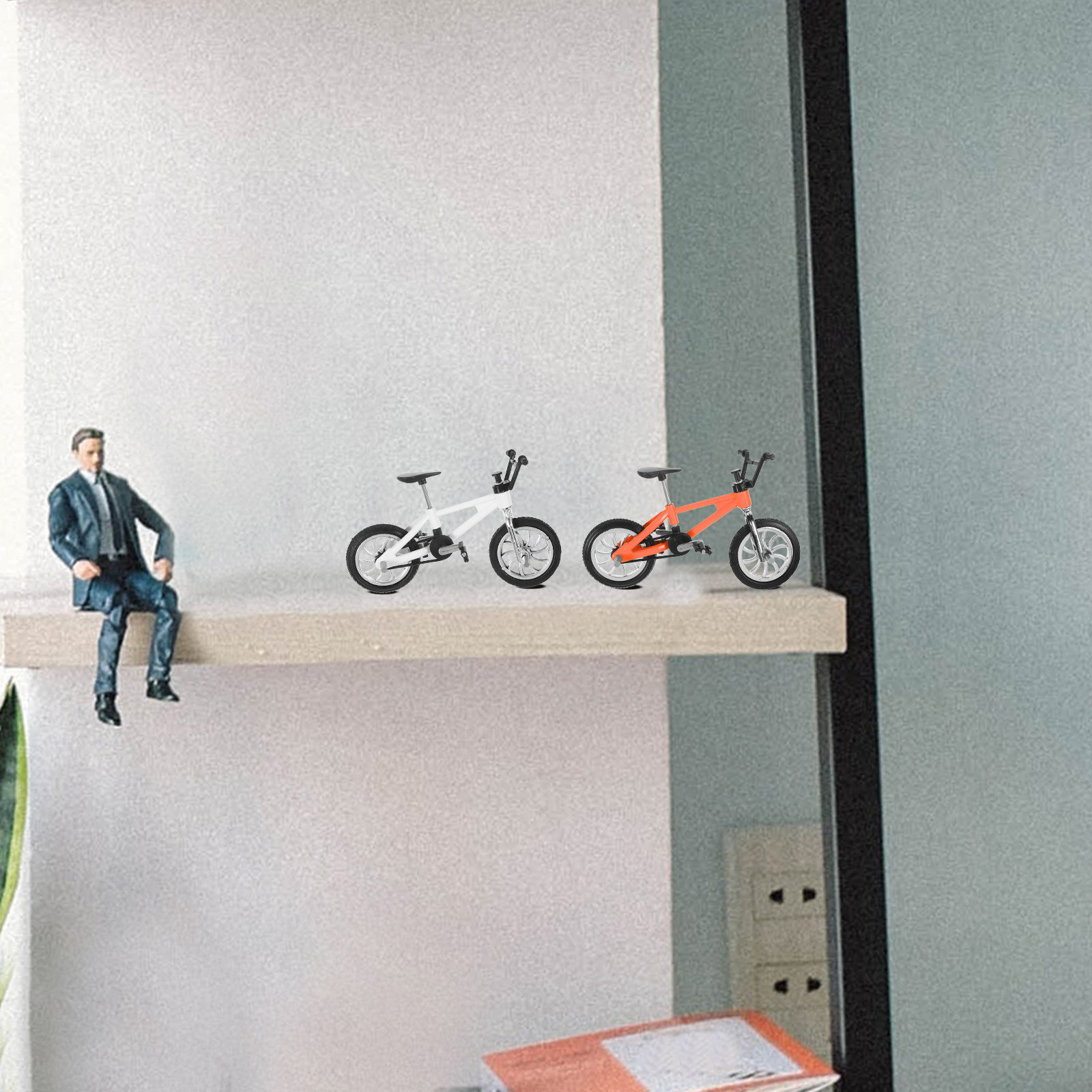 Mountain Biking Game - 4Pcs Simulation Mini Bike Models Finger